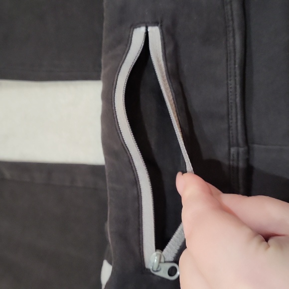 PINK Victoria's Secret Detroit Lions Football Yoga Pants - Picture 8 of 14